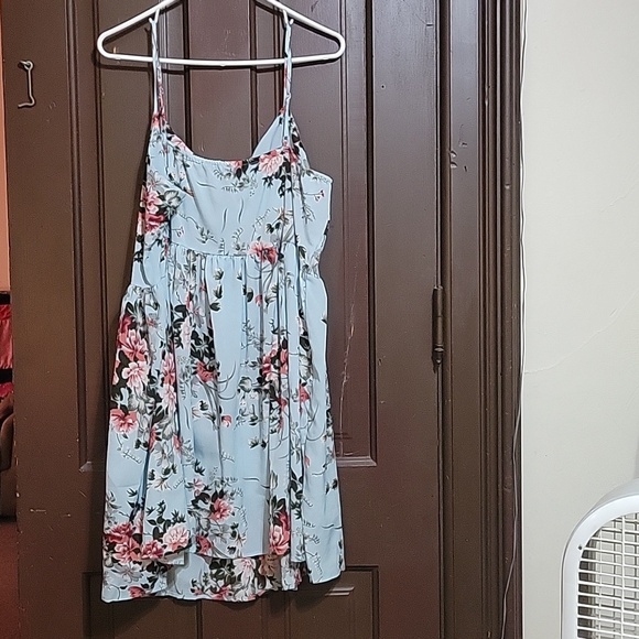 SHEIN CURVE 2XL Blue Floral Summer Dress - Picture 2 of 3